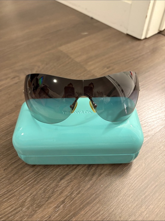 Tiffany & Co. Accessories - Tiffany & Co. Brown-to-Blue Gradient Shield Sunglasses